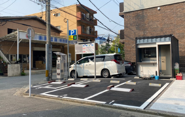 白金1丁目パーキング3