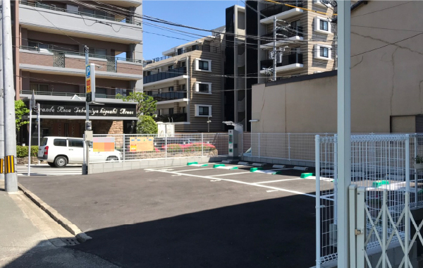 大楠1丁目パーキング